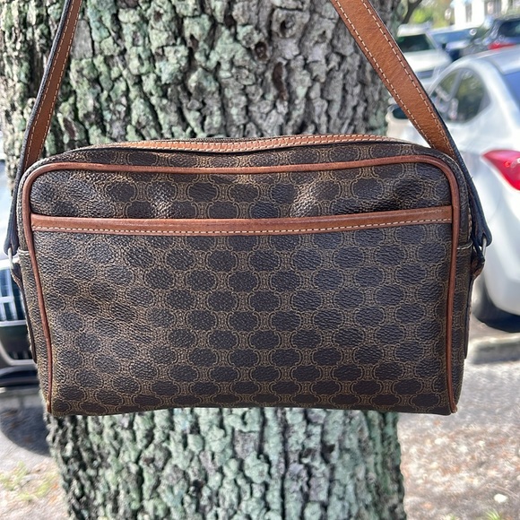 CELINEVintage Triomphe  Shoulder Bag Leather Brown Tan  Pattern Macadam - Picture 6 of 13